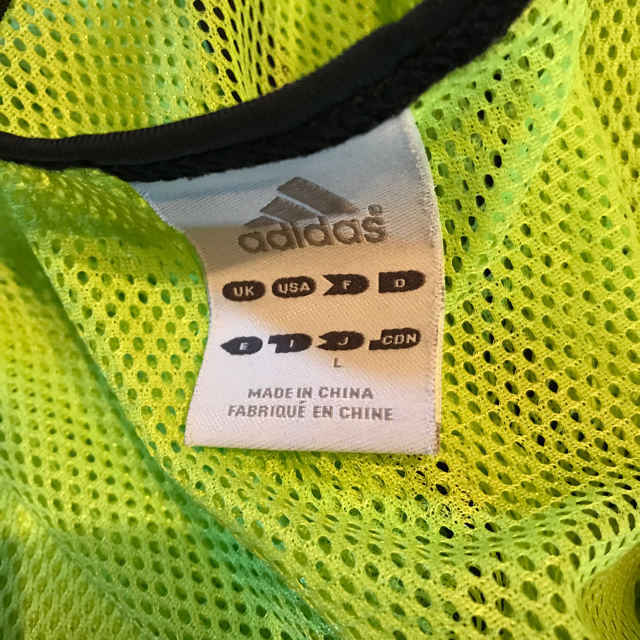 adidas(アディダス)のウンティティ様専用 ビブス10枚セット スポーツ/アウトドアのサッカー/フットサル(ウェア)の商品写真