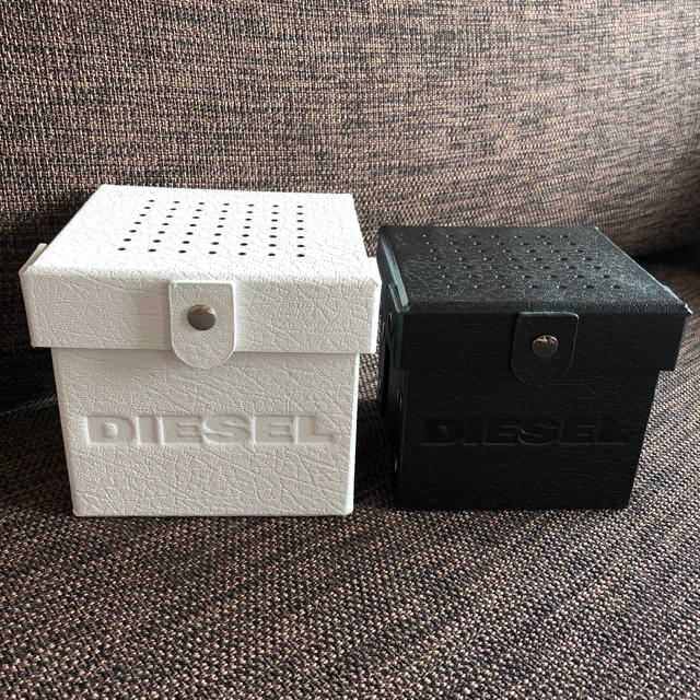 DIESEL(ディーゼル)のDIESELの腕時計の箱 メンズの時計(腕時計(アナログ))の商品写真