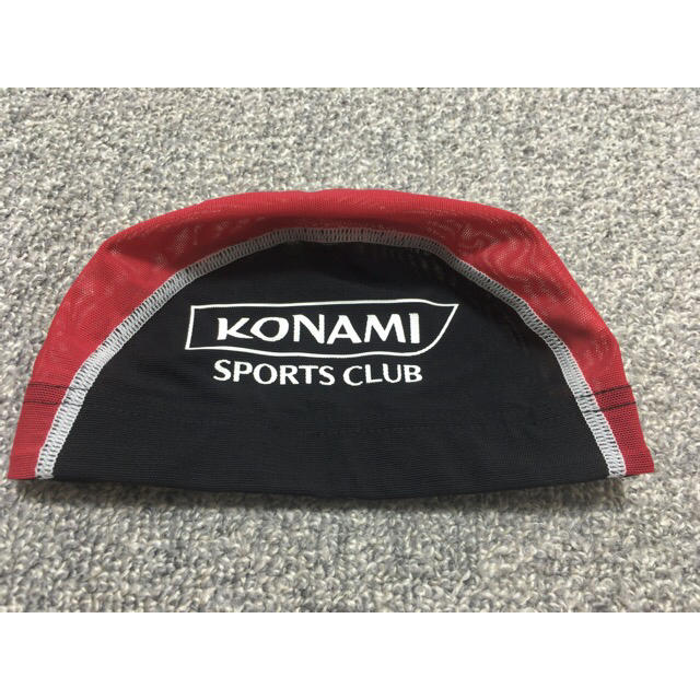 KONAMI(コナミ)の【1回のみ使用美品】コナミ ベストスイマー水着140cm &キャップMセット キッズ/ベビー/マタニティのキッズ服女の子用(90cm~)(水着)の商品写真