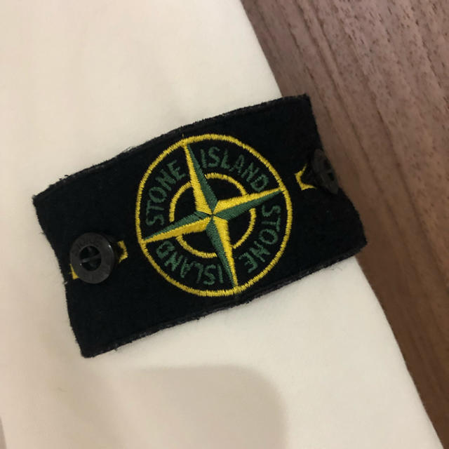 STONE ISLAND(ストーンアイランド)のSTONEISLAND ストーンアイランド スウェット L ホワイト メンズのトップス(スウェット)の商品写真