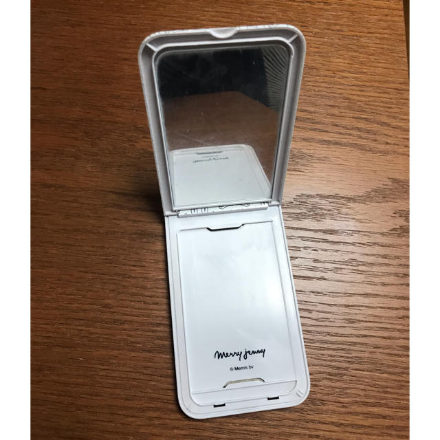 merry jenny(メリージェニー)のmerry jenny うさぎいっぱいiphoneケース スマホ/家電/カメラのスマホアクセサリー(iPhoneケース)の商品写真