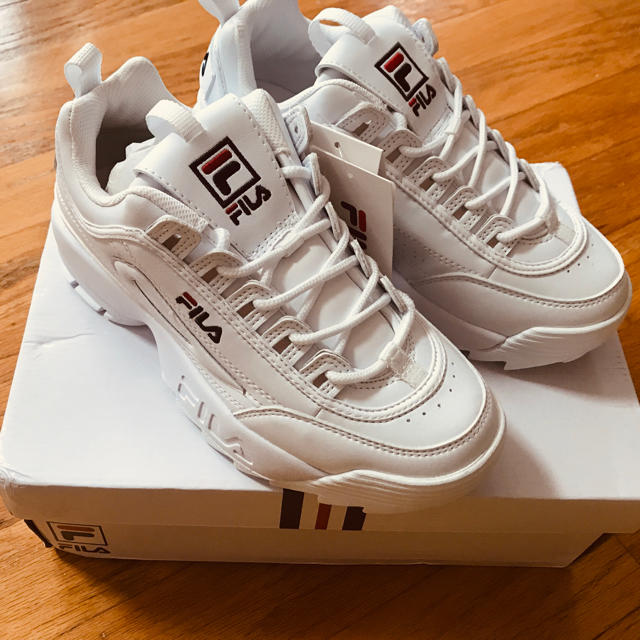 FILA  ダット　スニーカー　ハート　25センチ