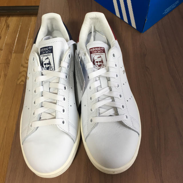 レディースadidasスタンスミススニーカー