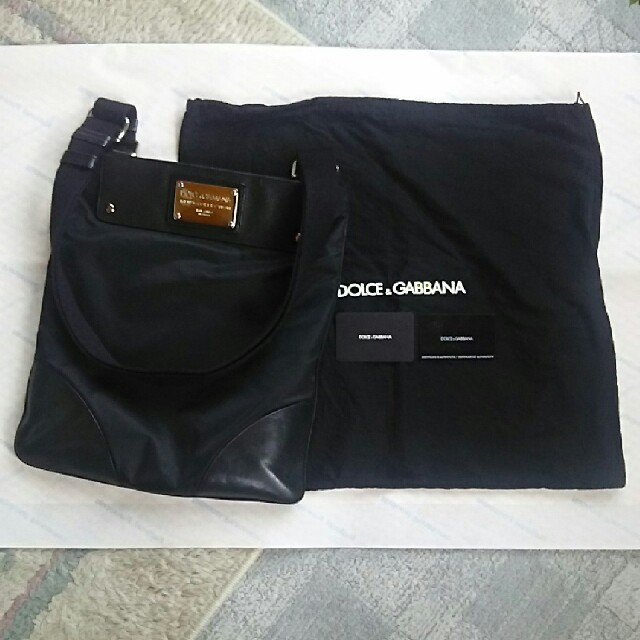 DOLCE&GABBANA(ドルチェアンドガッバーナ)のDG ドルチェ&ガッバーナ ドルガバ ショルダーバッグ シルバープレートタイプ メンズのバッグ(ショルダーバッグ)の商品写真