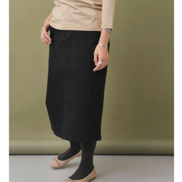 URBAN RESEARCH DOORS(アーバンリサーチドアーズ)のFORK&SPOON　ブラックデニムスカート レディースのスカート(ひざ丈スカート)の商品写真