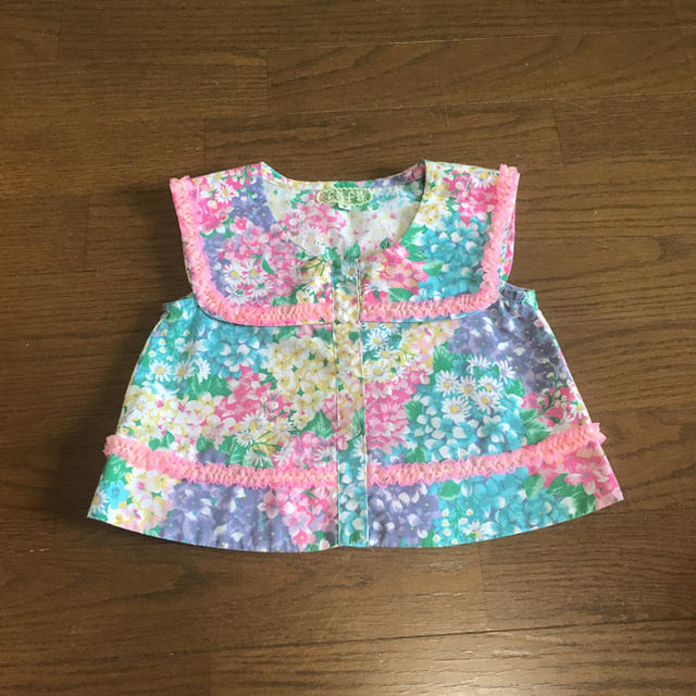 fafa(フェフェ)のフェフェマルチフラワーセーラー キッズ/ベビー/マタニティのキッズ服女の子用(90cm~)(Tシャツ/カットソー)の商品写真