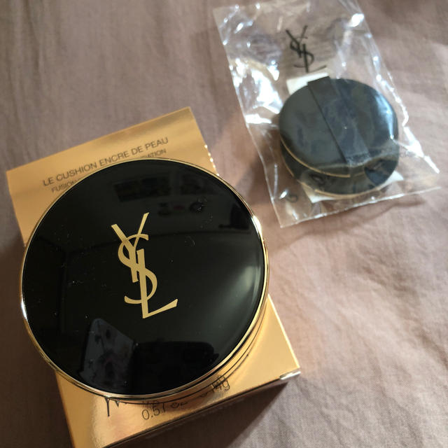 YSL クッションファンデ 新品