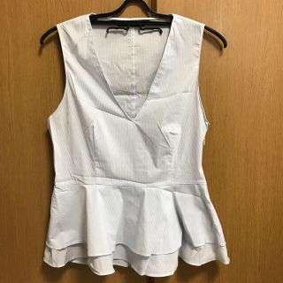 ザラ(ZARA)のZARA WOMAN フリルトップス(カットソー(半袖/袖なし))