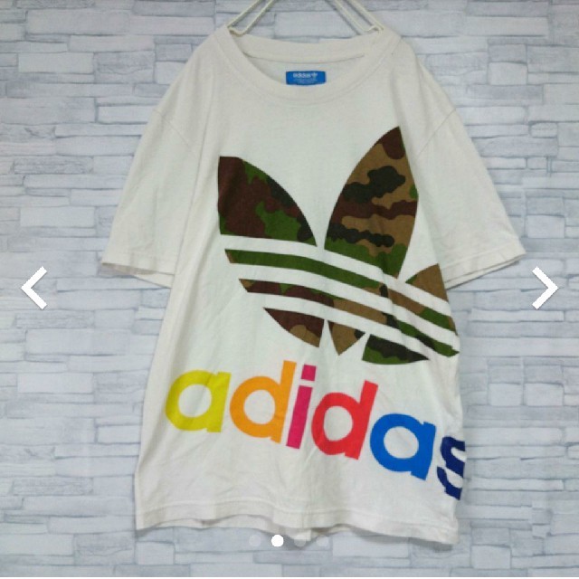 adidas(アディダス)の★激レア★ adidas トレフォイル ビッグロゴ Tシャツ アディダス 迷彩 レディースのトップス(Tシャツ(半袖/袖なし))の商品写真