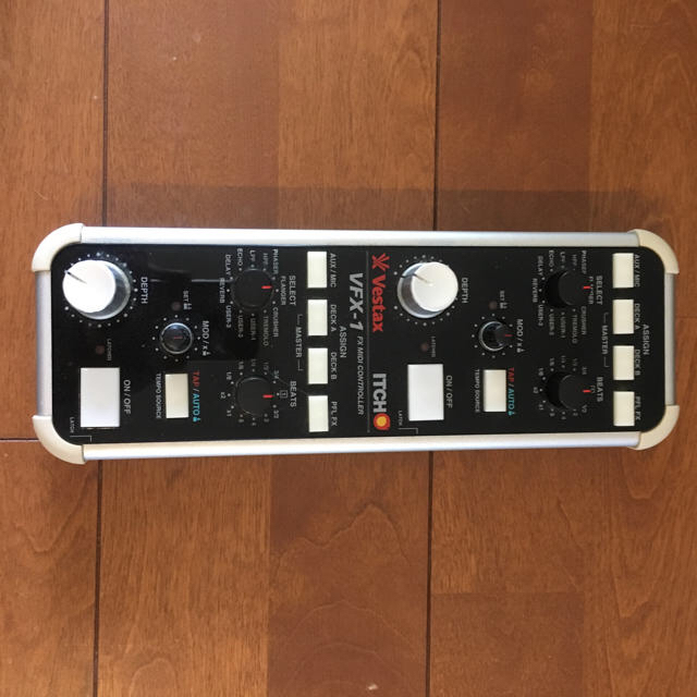 【Yman様専用】VESTAX VCI-300mkII DJコントローラー 楽器のDJ機器(DJコントローラー)の商品写真