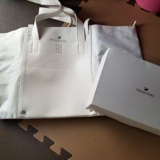 SWAROVSKI(トートバッグ)のフリマアイテム一覧 SWAROVSKI(トートバッグ)のフリマアイテム一覧