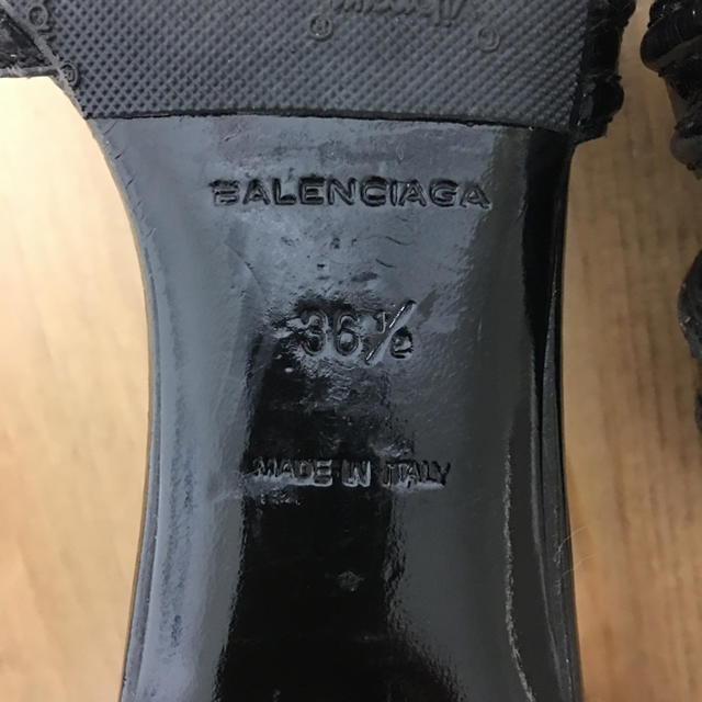 Balenciaga(バレンシアガ)のバレンシアガbalenciagaサンダル 黒36.5 レディースの靴/シューズ(サンダル)の商品写真