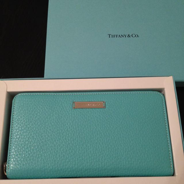 Tiffany & Co.(ティファニー)のTIFFANY&CO.レディース財布 レディースのファッション小物(財布)の商品写真