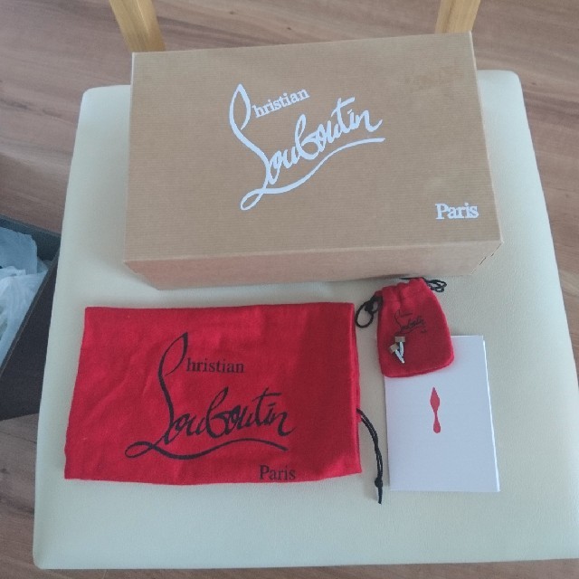 Christian Louboutin(クリスチャンルブタン)の期間限定お値下げルブタン パンプス 美品 レディースの靴/シューズ(ハイヒール/パンプス)の商品写真