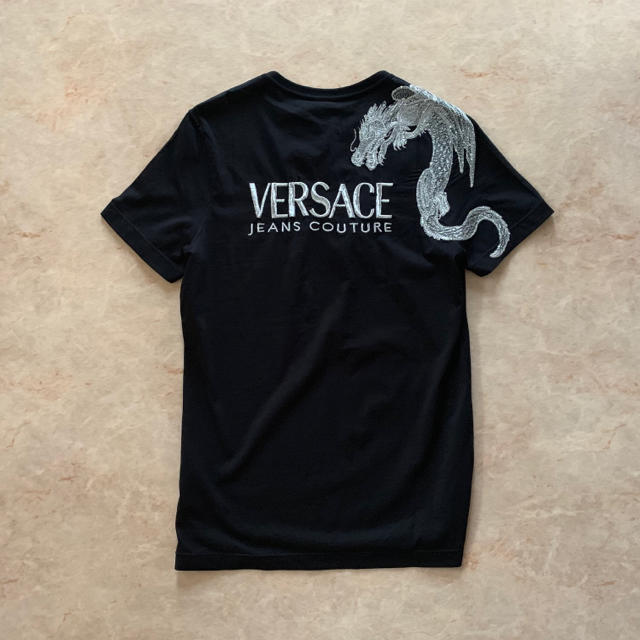 VERSACE(ヴェルサーチ)の【正規品】VERSACE JEANS COUTURE ヴェルサーチ Tシャツ メンズのトップス(Tシャツ/カットソー(半袖/袖なし))の商品写真