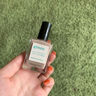 コスメキッチン(Cosme Kitchen)のgreen ネイルカラー(マニキュア)