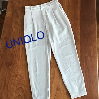 ユニクロ(UNIQLO)の【UNIQLO】ウエスト&裾ゴム仕様で履きやすい!ライトグレークロップドパンツ(クロップドパンツ)