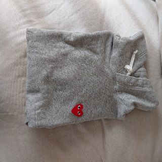 コムデギャルソン(COMME des GARCONS)の釈迦様♪専用♪COMME des GARCONS プレイ パーカーレディース(パーカー)