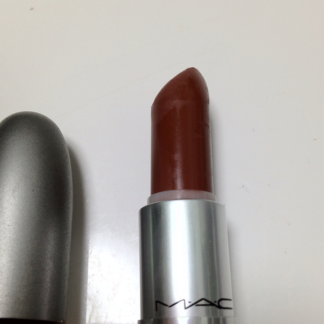 MAC(マック)のMac  濃いめベージュ ルージュ コスメ/美容のベースメイク/化粧品(その他)の商品写真