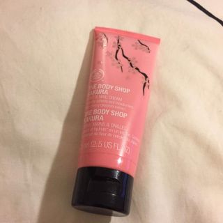 ザボディショップ(THE BODY SHOP)のTHE BODY SHOP SAKURA(ハンドクリーム)