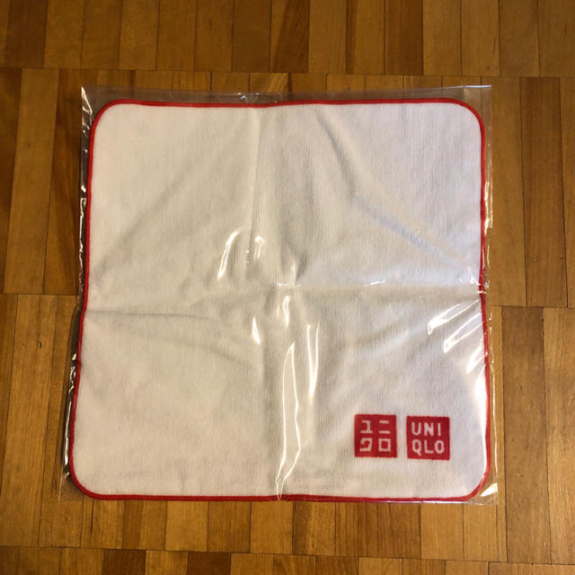 UNIQLO(ユニクロ)のユニクロ非売品ハンドタオル レディースのファッション小物(ハンカチ)の商品写真