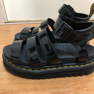 ドクターマーチン(Dr.Martens)のDr.Martens エナメルサンダル美品(サンダル)