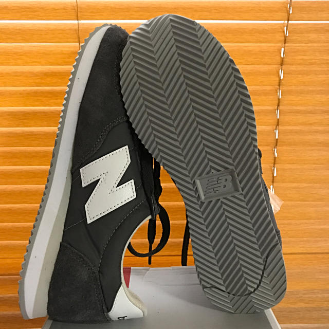 New Balance(ニューバランス)の新品 ニューバランス U220 メンズの靴/シューズ(スニーカー)の商品写真