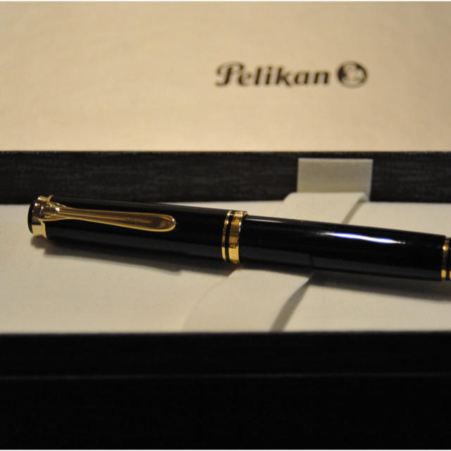 Pelikan(ペリカン)のペリカン スーベレーン M400万年筆 黒軸 インテリア/住まい/日用品の文房具(ペン/マーカー)の商品写真