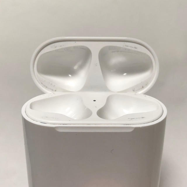 AirPods 充電機のみ 2