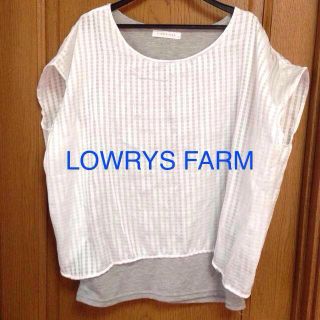 ローリーズファーム(LOWRYS FARM)の専用！LOWRYS FARM(Tシャツ(半袖/袖なし))