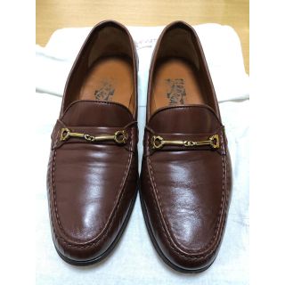 サルヴァトーレフェラガモ(Salvatore Ferragamo)のサルバトーレ・フェラガモ 革靴(ローファー/革靴)