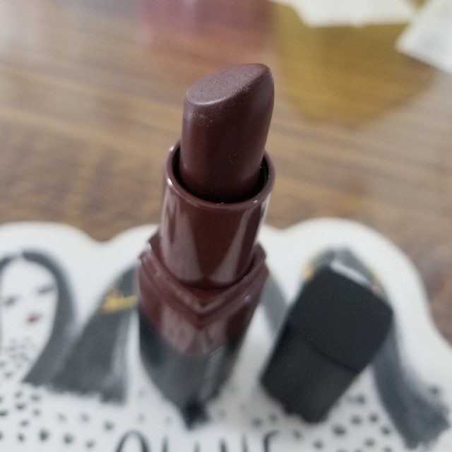 BOBBI BROWN(ボビイブラウン)のボビー・ブラウンクラッシュドリップカラー03ブラックベリー コスメ/美容のベースメイク/化粧品(口紅)の商品写真