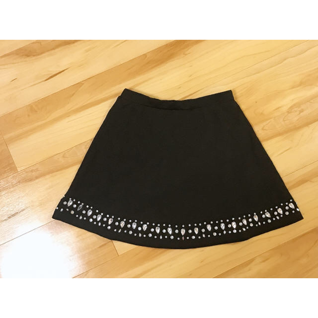 DaTuRa(ダチュラ)の〜hさま専用出品〜ダチュラのスカート黒と白の2点 レディースのスカート(ミニスカート)の商品写真