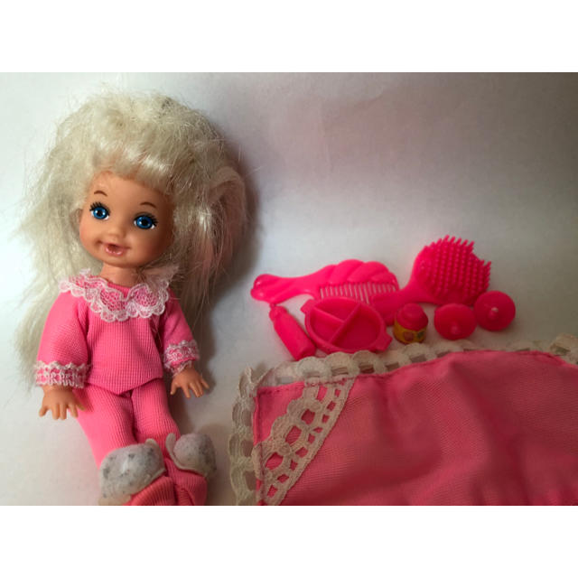 Barbie - 【値下げ】バービー人形 Barbie ケリーとお世話小物セットの