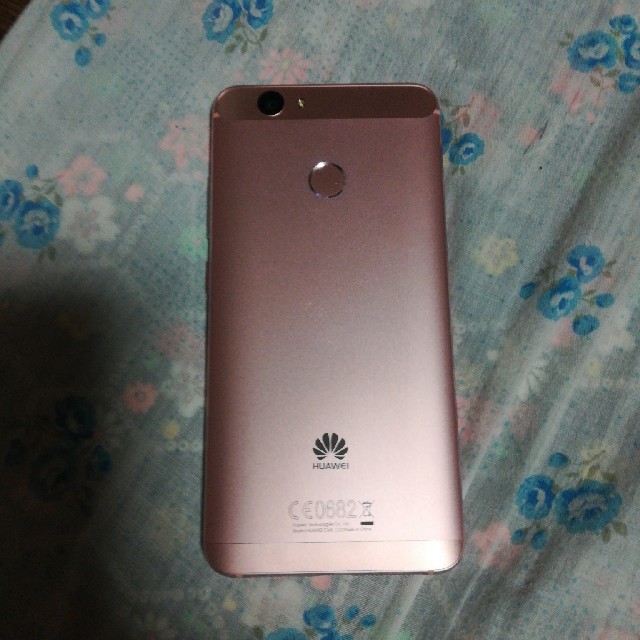 HUAWEInova  CAN-L12 RoseGold スマホ/家電/カメラのスマートフォン/携帯電話(スマートフォン本体)の商品写真