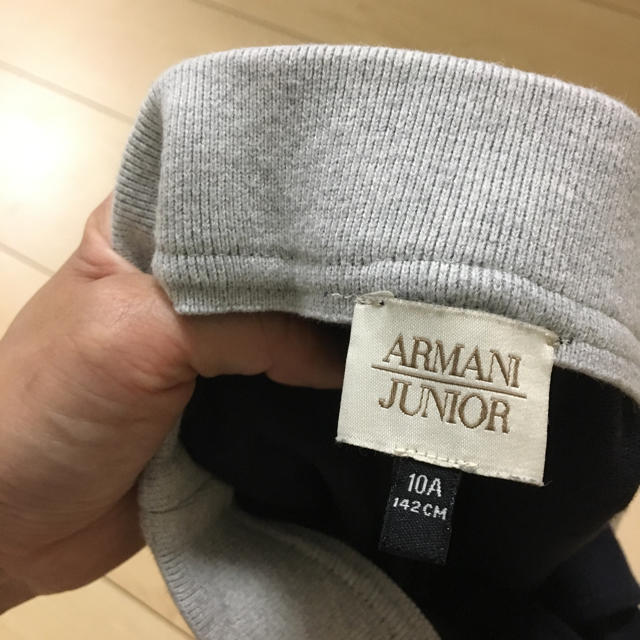 ARMANI JUNIOR(アルマーニ ジュニア)のARMANI JUNIORハーフパンツ140 キッズ/ベビー/マタニティのキッズ服男の子用(90cm~)(パンツ/スパッツ)の商品写真