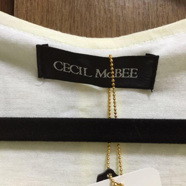 CECIL McBEE(セシルマクビー)のCECIL McBEE レディースのトップス(シャツ/ブラウス(半袖/袖なし))の商品写真