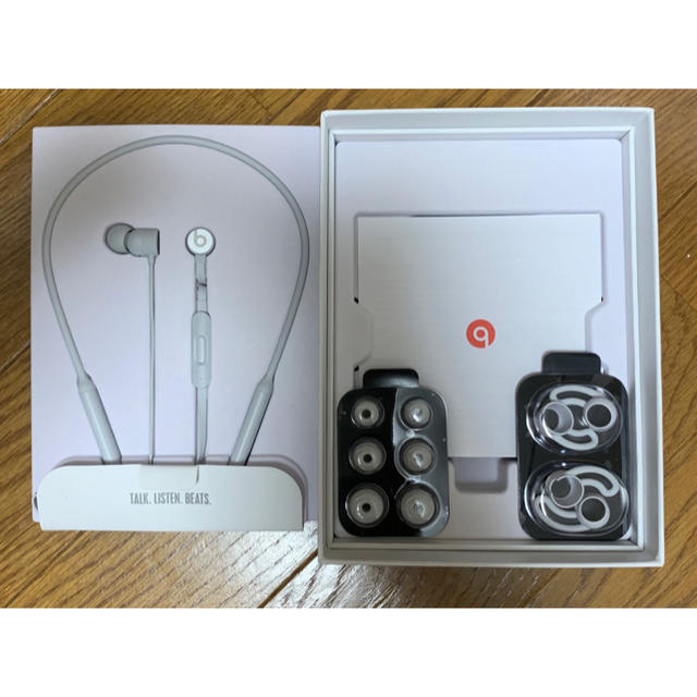 Beats by Dr Dre(ビーツバイドクタードレ)のbeats x  スマホ/家電/カメラのオーディオ機器(ヘッドフォン/イヤフォン)の商品写真