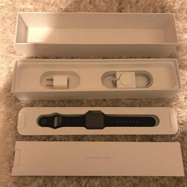 Apple Watch(アップルウォッチ)のApple Watch series 2 38mmCase / Black スマホ/家電/カメラのスマートフォン/携帯電話(スマートフォン本体)の商品写真