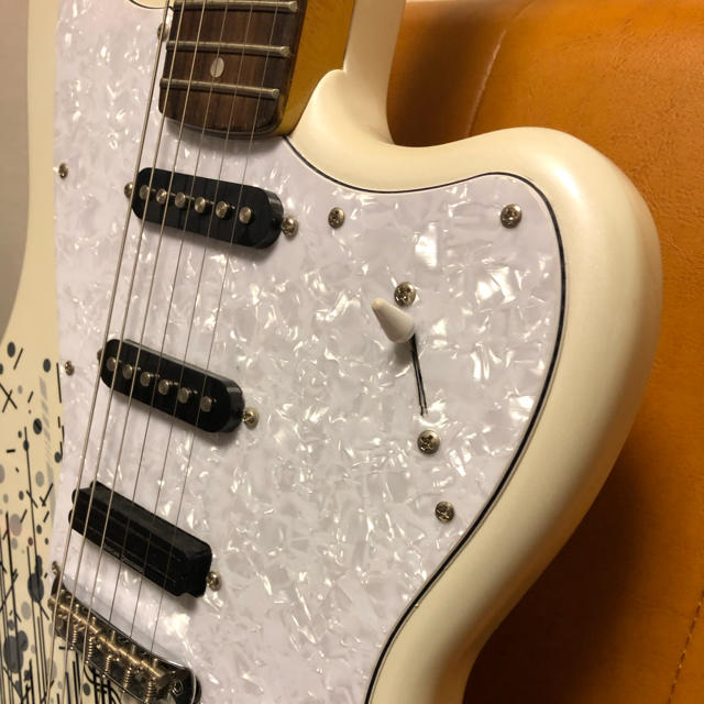 Fender(フェンダー)のSquier Fender scandal mami ギター 超美品 スクワイア 楽器のギター(エレキギター)の商品写真