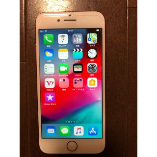 アイフォーン(iPhone)のau iPhone7  128GB   RED(携帯電話本体)