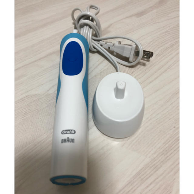 BRAUN(ブラウン)の電動歯ブラシ スマホ/家電/カメラの美容/健康(電動歯ブラシ)の商品写真