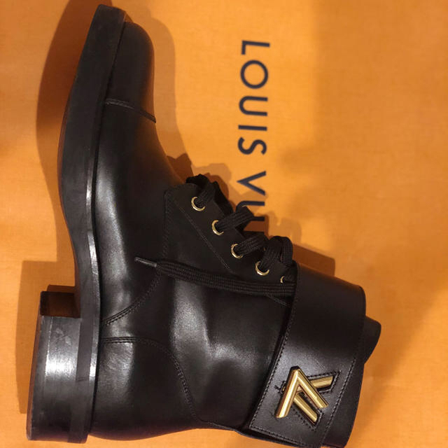 贈り物 LOUIS VUITTON - LOUIS VUITTONショートブーツ ブーツ