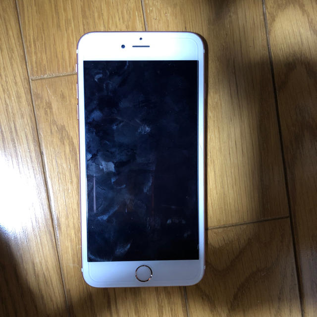 Apple(アップル)のiphone 6s plus スマホ/家電/カメラのスマートフォン/携帯電話(スマートフォン本体)の商品写真