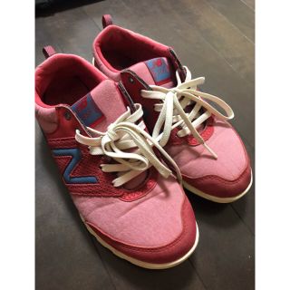 ニューバランス(New Balance)の値下げ中★ニューバランス ピンク スニーカー(スニーカー)