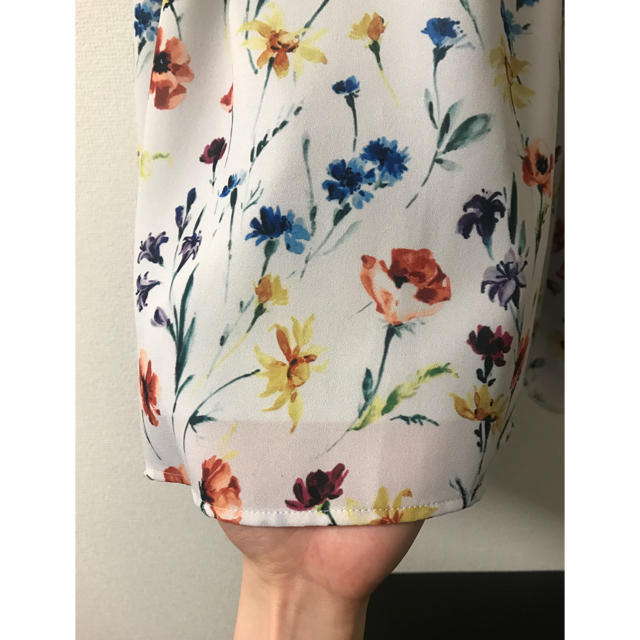 PLST(プラステ)の【再値下げ】花柄スカート レディースのスカート(ひざ丈スカート)の商品写真