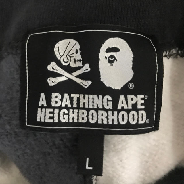 A BATHING APE(アベイシングエイプ)の【7日まで値下】APE®︎NBHD CAMO SLIM SWEAT PANTS メンズのパンツ(その他)の商品写真