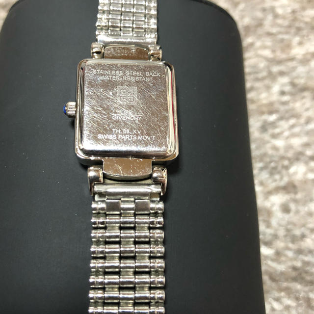 GIVENCHY(ジバンシィ)のレディース時計 レディースのファッション小物(腕時計)の商品写真