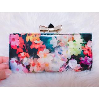 TED BAKER - TED BAKER テッドベーカー 長財布 花柄の通販 by TM's