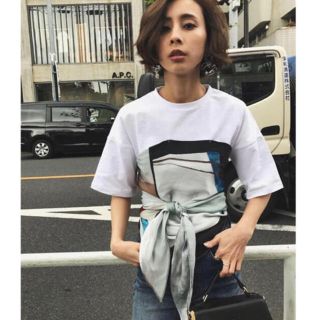 アメリヴィンテージ(Ameri VINTAGE)のAmeri VINTAGE MEDI DRAWING UNEVEN TEE(Tシャツ(半袖/袖なし))